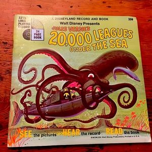 Disneyland Jules Verne’s 20,000 Leagues Under the Sea Read Along Record